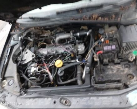 Зеленый Рено Лагуна, объемом двигателя 1.9 л и пробегом 300 тыс. км за 1700 $, фото 5 на Automoto.ua