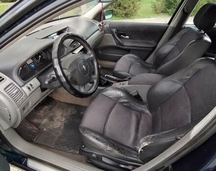 Зеленый Рено Лагуна, объемом двигателя 1.9 л и пробегом 390 тыс. км за 3000 $, фото 10 на Automoto.ua