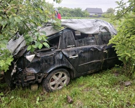 Зеленый Рено Лагуна, объемом двигателя 1.9 л и пробегом 476 тыс. км за 1300 $, фото 2 на Automoto.ua