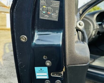 Зеленый Рено Лагуна, объемом двигателя 2 л и пробегом 200 тыс. км за 4250 $, фото 15 на Automoto.ua