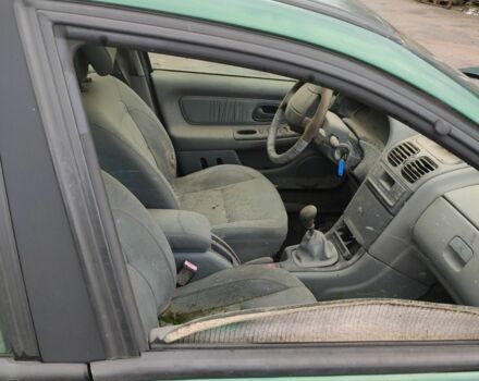 Зеленый Рено Лагуна, объемом двигателя 2 л и пробегом 170 тыс. км за 596 $, фото 3 на Automoto.ua