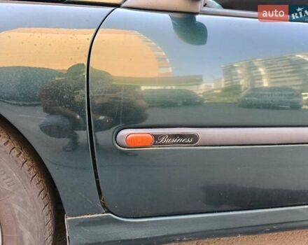 Зелений Рено Лагуна, об'ємом двигуна 2 л та пробігом 325 тис. км за 2400 $, фото 4 на Automoto.ua