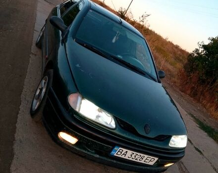 Зеленый Рено Лагуна, объемом двигателя 2 л и пробегом 0 тыс. км за 2800 $, фото 2 на Automoto.ua