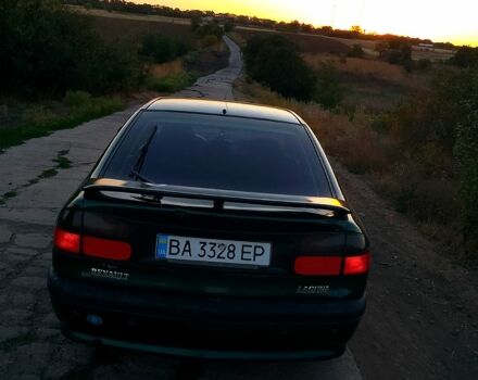 Зеленый Рено Лагуна, объемом двигателя 2 л и пробегом 0 тыс. км за 2800 $, фото 1 на Automoto.ua