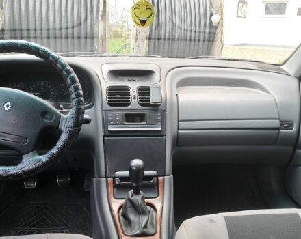 Зеленый Рено Лагуна, объемом двигателя 2 л и пробегом 241 тыс. км за 2500 $, фото 7 на Automoto.ua