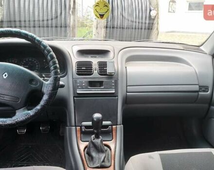Зеленый Рено Лагуна, объемом двигателя 2 л и пробегом 241 тыс. км за 2600 $, фото 6 на Automoto.ua