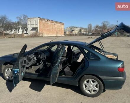Зеленый Рено Лагуна, объемом двигателя 1.78 л и пробегом 220 тыс. км за 2850 $, фото 2 на Automoto.ua