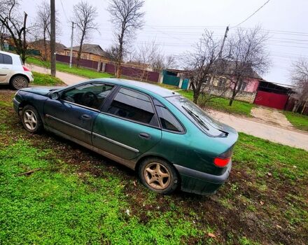 Зеленый Рено Лагуна, объемом двигателя 1.8 л и пробегом 300 тыс. км за 480 $, фото 9 на Automoto.ua