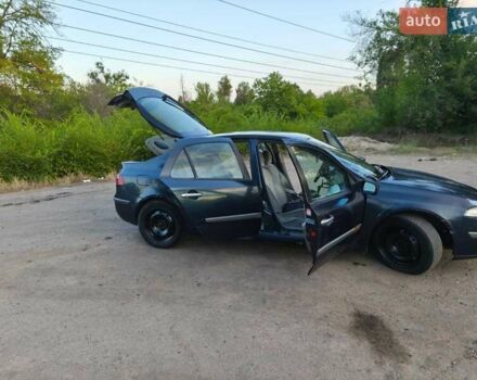 Зеленый Рено Лагуна, объемом двигателя 1.8 л и пробегом 359 тыс. км за 1650 $, фото 2 на Automoto.ua