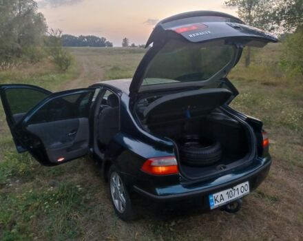 Зеленый Рено Лагуна, объемом двигателя 2 л и пробегом 277 тыс. км за 2450 $, фото 2 на Automoto.ua