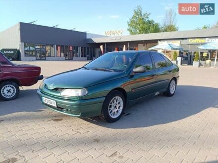 Рено Лагуна 1994 в Первомайском на Automoto.ua Зеленый Рено Лагуна, объемом двигателя 1.8 л и пробегом 360 тыс. км за 2400 $, фото 1 на Automoto.ua