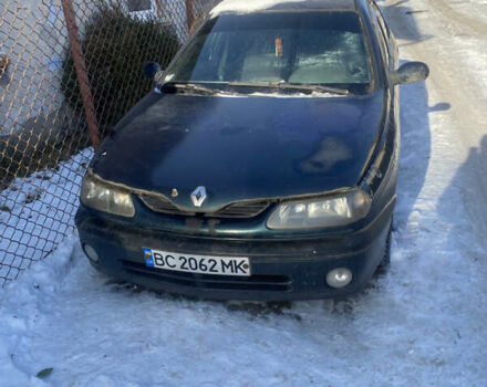 Зелений Рено Лагуна, об'ємом двигуна 1.79 л та пробігом 400 тис. км за 1000 $, фото 1 на Automoto.ua