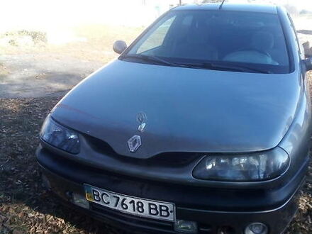 Рено Лагуна 1999 в Радехове на Automoto.ua Зеленый Рено Лагуна, объемом двигателя 2 л и пробегом 200 тыс. км за 2400 $, фото 1 на Automoto.ua