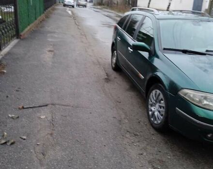 Зеленый Рено Лагуна, объемом двигателя 1.9 л и пробегом 320 тыс. км за 2800 $, фото 1 на Automoto.ua