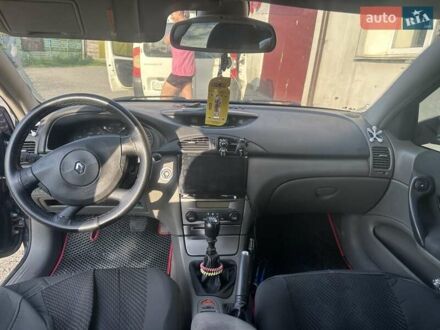 Рено Лагуна 2002 в Изяслве на Automoto.ua Зеленый Рено Лагуна, объемом двигателя 1.9 л и пробегом 343 тыс. км за 3200 $, фото 1 на Automoto.ua