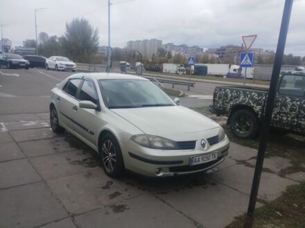 Зеленый Рено Лагуна, объемом двигателя 1.6 л и пробегом 345 тыс. км за 4500 $, фото 1 на Automoto.ua