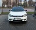 Белый Рено Латитьюд, объемом двигателя 2 л и пробегом 228 тыс. км за 8000 $, фото 1 на Automoto.ua