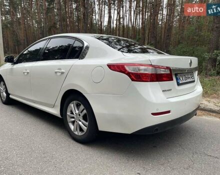 Білий Рено Латітьюд, об'ємом двигуна 2 л та пробігом 185 тис. км за 7250 $, фото 8 на Automoto.ua
