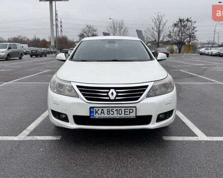 Білий Рено Латітьюд, об'ємом двигуна 2 л та пробігом 202 тис. км за 7900 $, фото 1 на Automoto.ua
