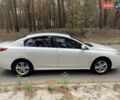 Белый Рено Латитьюд, объемом двигателя 2 л и пробегом 185 тыс. км за 6999 $, фото 4 на Automoto.ua