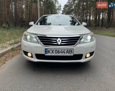 Білий Рено Латітьюд, об'ємом двигуна 2 л та пробігом 185 тис. км за 7250 $, фото 12 на Automoto.ua