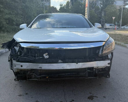 Білий Рено Латітьюд, об'ємом двигуна 2.5 л та пробігом 180 тис. км за 3100 $, фото 12 на Automoto.ua