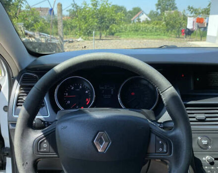 Белый Рено Латитьюд, объемом двигателя 2 л и пробегом 195 тыс. км за 8500 $, фото 6 на Automoto.ua