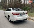 Белый Рено Латитьюд, объемом двигателя 2 л и пробегом 185 тыс. км за 6999 $, фото 6 на Automoto.ua