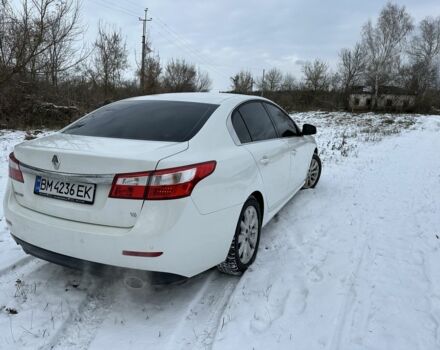 Рено Латитьюд 2011 в Сумах на Automoto.ua Белый Рено Латитьюд, объемом двигателя 2.5 л и пробегом 205 тыс. км за 7200 $, фото 5 на Automoto.ua