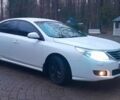 Белый Рено Латитьюд, объемом двигателя 2 л и пробегом 286 тыс. км за 9566 $, фото 9 на Automoto.ua