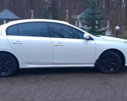 Белый Рено Латитьюд, объемом двигателя 2 л и пробегом 286 тыс. км за 9566 $, фото 11 на Automoto.ua