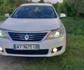 Білий Рено Латітьюд, об'ємом двигуна 2 л та пробігом 309 тис. км за 9209 $, фото 63 на Automoto.ua