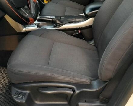 Белый Рено Латитьюд, объемом двигателя 2 л и пробегом 286 тыс. км за 9566 $, фото 23 на Automoto.ua