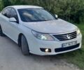 Белый Рено Латитьюд, объемом двигателя 2 л и пробегом 307 тыс. км за 9282 $, фото 62 на Automoto.ua