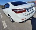 Белый Рено Латитьюд, объемом двигателя 2.5 л и пробегом 114 тыс. км за 8900 $, фото 2 на Automoto.ua