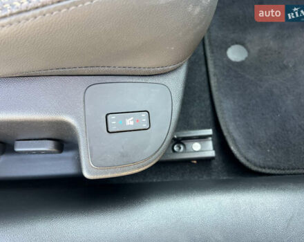 Белый Рено Латитьюд, объемом двигателя 2 л и пробегом 43 тыс. км за 14999 $, фото 67 на Automoto.ua