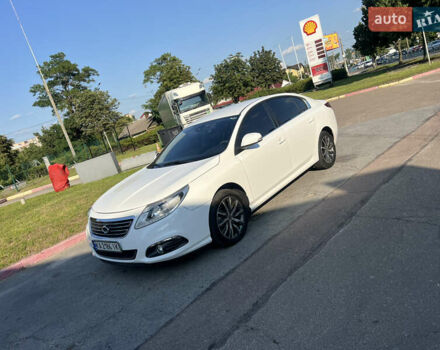 Белый Рено Латитьюд, объемом двигателя 2 л и пробегом 43 тыс. км за 14999 $, фото 57 на Automoto.ua