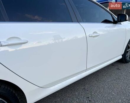 Білий Рено Латітьюд, об'ємом двигуна 2 л та пробігом 45 тис. км за 12800 $, фото 14 на Automoto.ua