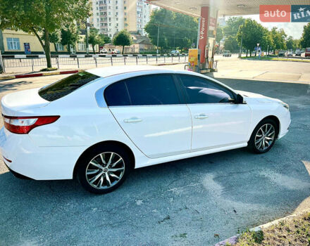 Белый Рено Латитьюд, объемом двигателя 2 л и пробегом 43 тыс. км за 14999 $, фото 63 на Automoto.ua