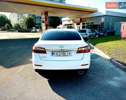 Белый Рено Латитьюд, объемом двигателя 2 л и пробегом 37 тыс. км за 12999 $, фото 8 на Automoto.ua