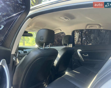 Белый Рено Латитьюд, объемом двигателя 2 л и пробегом 43 тыс. км за 14999 $, фото 17 на Automoto.ua