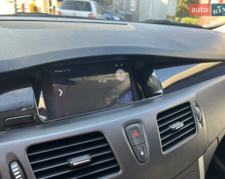 Белый Рено Латитьюд, объемом двигателя 2 л и пробегом 43 тыс. км за 14999 $, фото 78 на Automoto.ua