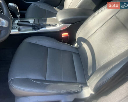 Белый Рено Латитьюд, объемом двигателя 2 л и пробегом 43 тыс. км за 14999 $, фото 19 на Automoto.ua