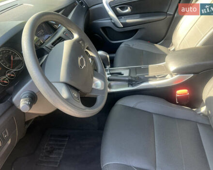 Белый Рено Латитьюд, объемом двигателя 2 л и пробегом 43 тыс. км за 14999 $, фото 22 на Automoto.ua