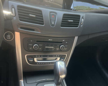 Белый Рено Латитьюд, объемом двигателя 2 л и пробегом 43 тыс. км за 14999 $, фото 20 на Automoto.ua