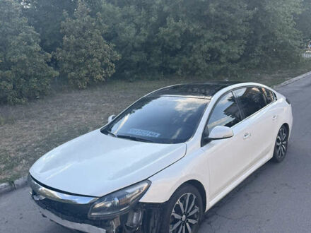 Рено Латитьюд 2011 в Днепре (Днепропетровске) на Automoto.ua Белый Рено Латитьюд, объемом двигателя 2.5 л и пробегом 180 тыс. км за 3100 $, фото 1 на Automoto.ua