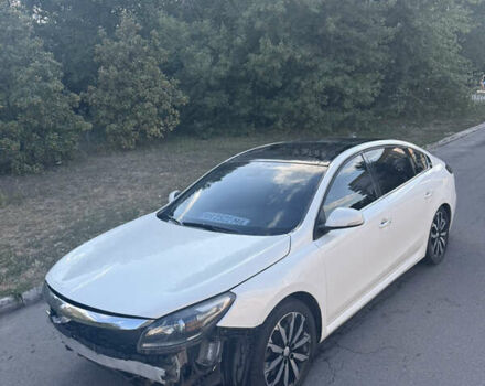 Білий Рено Латітьюд, об'ємом двигуна 2.5 л та пробігом 180 тис. км за 3100 $, фото 1 на Automoto.ua