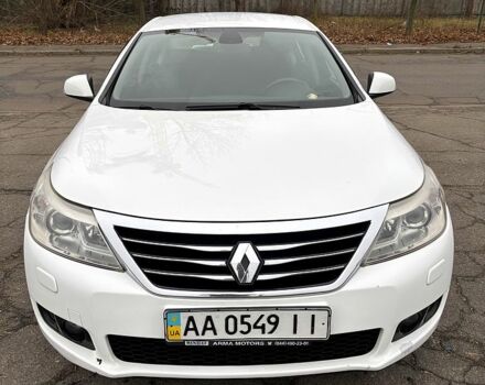 Белый Рено Латитьюд, объемом двигателя 2 л и пробегом 200 тыс. км за 7800 $, фото 1 на Automoto.ua