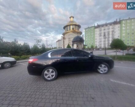 Черный Рено Латитьюд, объемом двигателя 2 л и пробегом 300 тыс. км за 6700 $, фото 14 на Automoto.ua