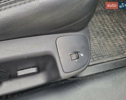 Черный Рено Латитьюд, объемом двигателя 2 л и пробегом 308 тыс. км за 9000 $, фото 13 на Automoto.ua